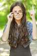 Foto: young woman glasses frown young woman glasses frown