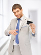 Foto: businessman with credit card businessman with credit card