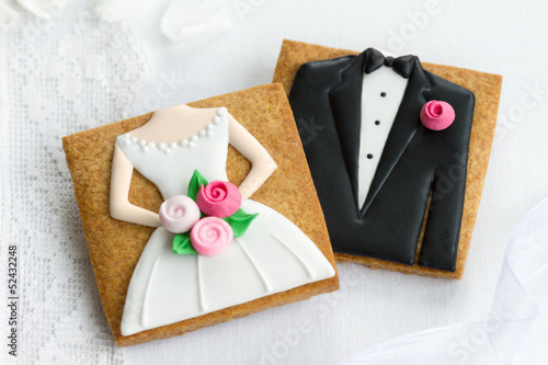Photo: Bride and groom cookies Bride and groom cookies