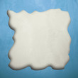 spazio azzurro e bianco