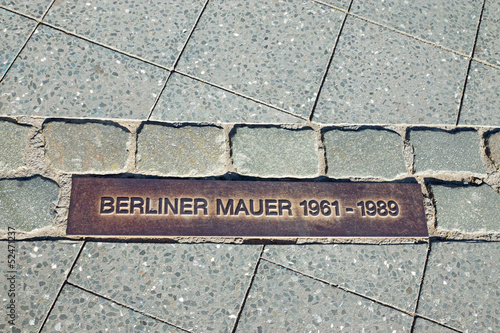 Photo: Memorial tablet for the Berlin Wall Memorial tablet for the Berlin Wall