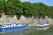 Foto: Case Galleggianti sul Fiume Tevere Case Galleggianti sul Fiume Tevere