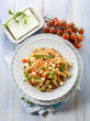 Foto: pasta with feta cheese fresh tomatoes and mint leaf pasta with feta cheese fresh tomatoes and mint leaf