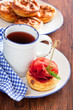 Foto: Savoury muffins with bresaola, selective focus Savoury muffins with bresaola, selective focus