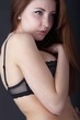 Schöne junge Frau in Dessous