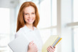 Foto: Portrait of young business woman Portrait of young business woman