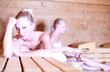 Photo: junge Frauen in der Sauna junge Frauen in der Sauna