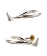 Reflector for the ear and nose.