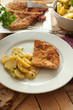 Schnitzel mit Kartoffelsalat