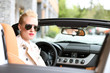 Photo: weibliches Model im Auto weibliches Model im Auto
