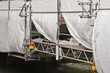 Gerüsttechnik bei Sanierungsarbeiten an einer Brücke