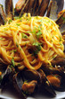 Tagliolini alle cozze Fideos con mejillones 홍합 국수