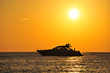Barca motoscafo silhouette tramonto