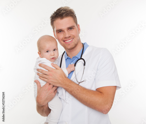 Photo: junger arzt mit kind junger arzt mit kind
