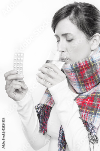 Photo: kranke frau kranke frau