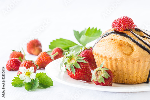 Photo: strawberry muffins strawberry muffins