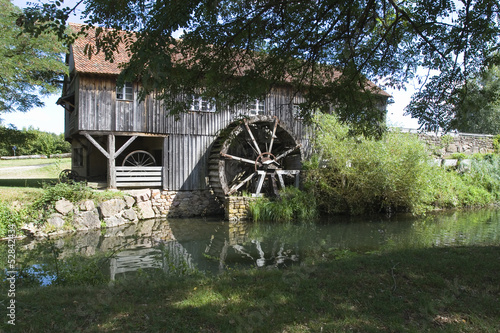 Photo: Vieux moulin à eau Vieux moulin à eau
