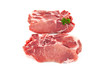 deux côtes de porc crues isolé sur fond blanc