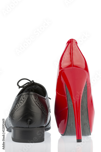 Photo: High Heels und Herrenschuh High Heels und Herrenschuh