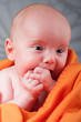 baby in decke 6