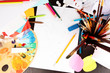 Foto: Workplace of artist close-up Workplace of artist close-up