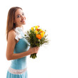 attraktive brünette junge Frau mit einem Blumenstrauß