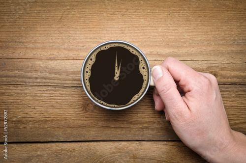 Photo: uhr im kaffee uhr im kaffee