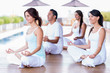 Foto: Group of yoga people Group of yoga people