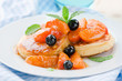 Pancakes mit Aprikosen-Kompott