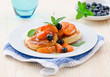 Pancakes mit Aprikosen-Kompott