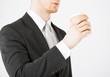 Foto: man hand holding take away coffee man hand holding take away coffee