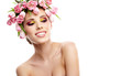 Foto: Beautiful young woman with flower Beautiful young woman with flower