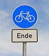 Schild Fahrradweg zu Ende
