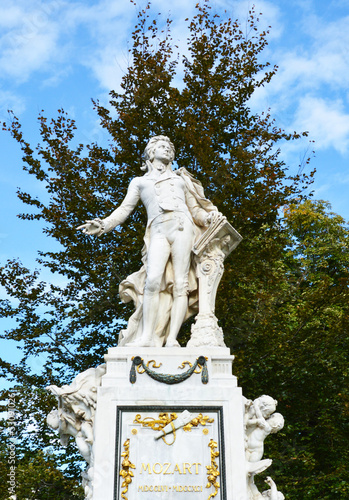 Photo: Statue of Wolfgang Amadeus Mozart Vienna - Austria Statue of Wolfgang Amadeus Mozart Vienna - Austria