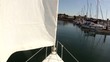 Arrivée au port à la voile