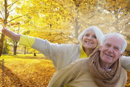 Photo: best ager im herbst best ager im herbst