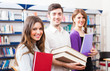 Foto: Group of happy students Group of happy students