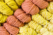 Schafwolle in verschiedenen Farben