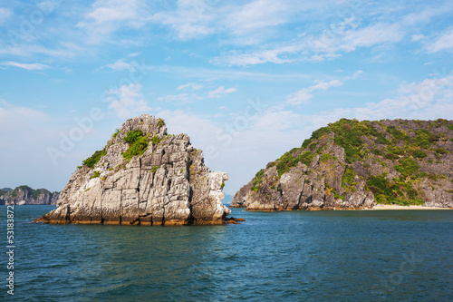 Photo: Halong Halong
