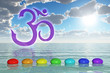 Chakra Steine schwimmend im Meer