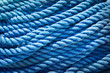 Cordage bleu enroulé