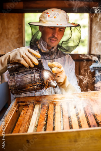 Photo: Beekeeper Beekeeper