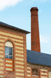 Chimenea de fábrica antigua