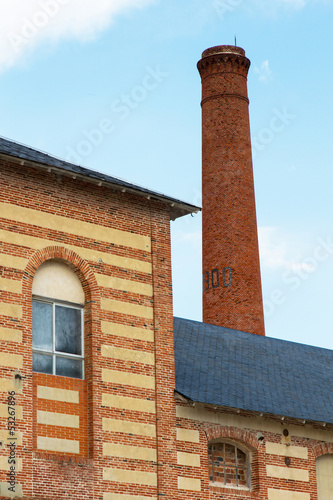 Photo: Chimenea de fábrica antigua Chimenea de fábrica antigua