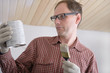 Foto: Nerd with a can of paint Nerd with a can of paint