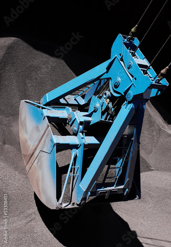 Photo: Shovel crane Shovel crane