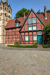 Foto: Kantorhaus mit Münsterkirche in Herford, Deutschland Kantorhaus mit Münsterkirche in Herford, Deutschland