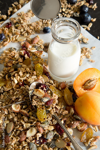 Photo: selbst gemachtes Muesli selbst gemachtes Muesli