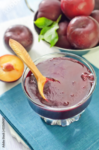 Photo: jam and plums jam and plums