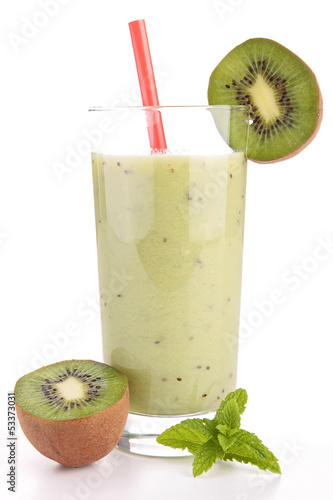 Photo: kiwi smoothie kiwi smoothie
